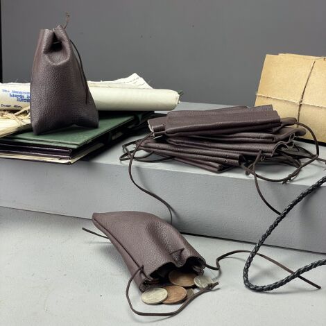 www.brandonthatchers.co.uk Leather Coin Pouch 2 Leather Coin Pouch (x11 available) - RENTAL ONLY