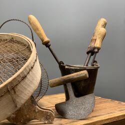 Inside the Artisans Workshop