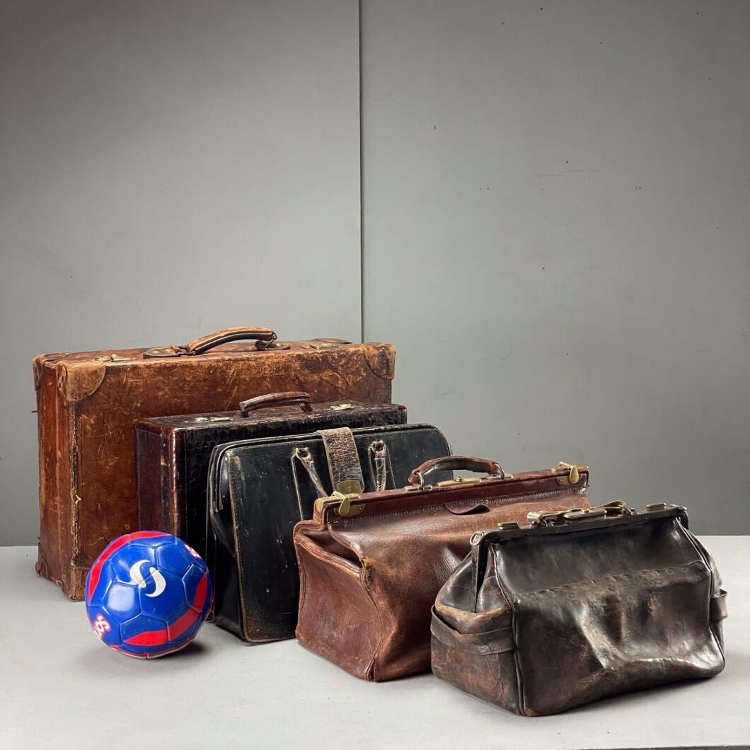 www.brandonthatchers.co.uk Vintage Leather Luggage 5 VLL9.jpg