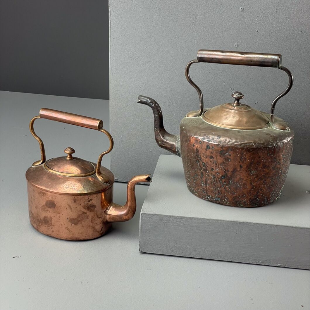 www.brandonthatchers.co.uk Copper kettle with handle collection 5 CKH7.jpg