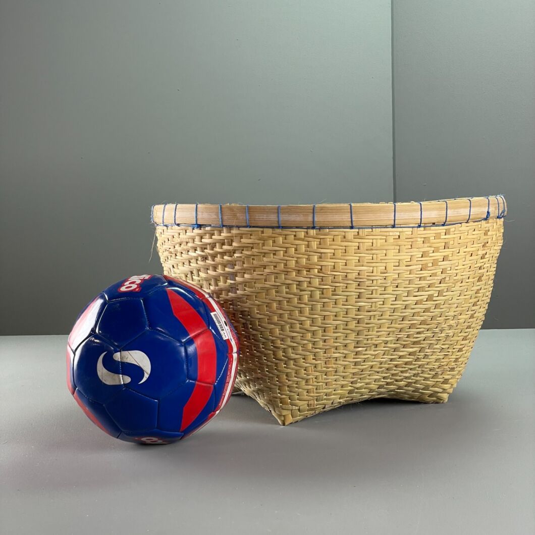 Brandon Thatchers Props IMG_5892.jpeg