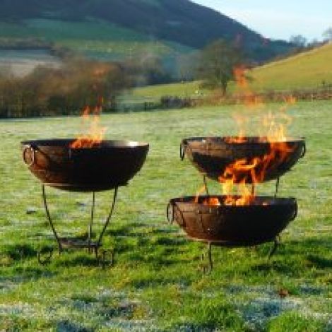 Artisan Made Iron Fire Bowls x4 - RENTAL ONLY
