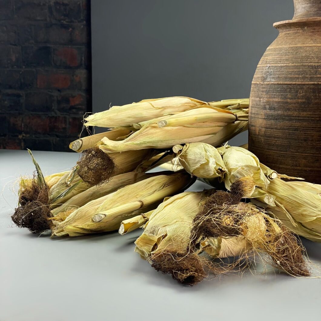www.brandonthatchers.co.uk Wrapped maize heads 12 MHW4 copy.jpg