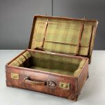 www.brandonthatchers.co.uk Vintage Leather Luggage 3 VLL6.jpg