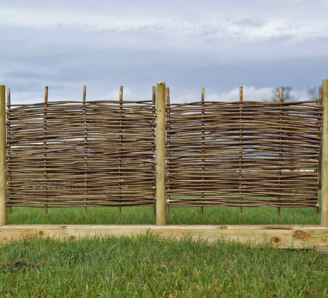 Wicker shop fence panels