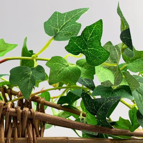 Ivy Garland, 185cm long, artificial leaves with poseable stem