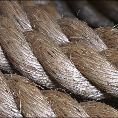 Manila Rope, 12, 18, 24 or 32 mm diameter available. Natural wound rope
