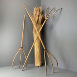Traditional Hay Fork - www.BrandonThatchers.co.uk Traditional Hay Fork - www.BrandonThatchers.co.uk