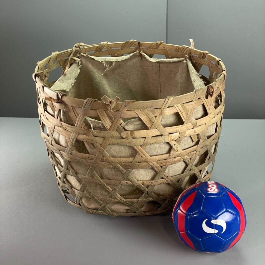 Brandon Thatchers Props IMG_5959.jpeg