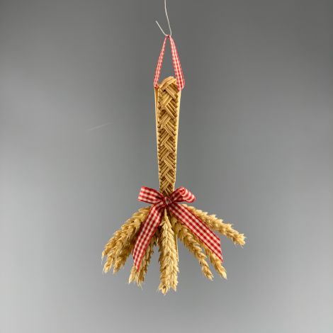 Corn Doll. Glory Braid approx. 26 cm by 20 cm. Grown and hand made in the UK