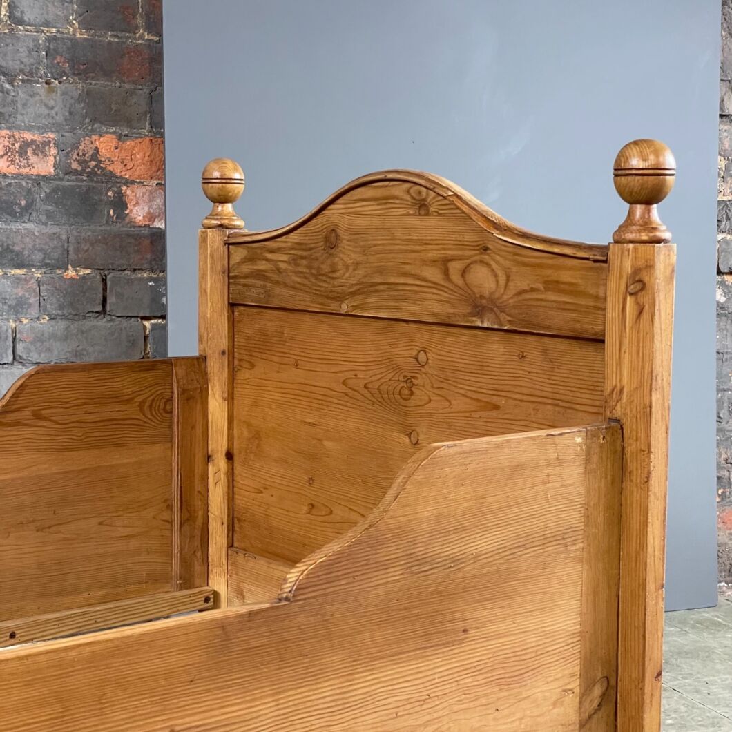 Antique sleigh bed value deals