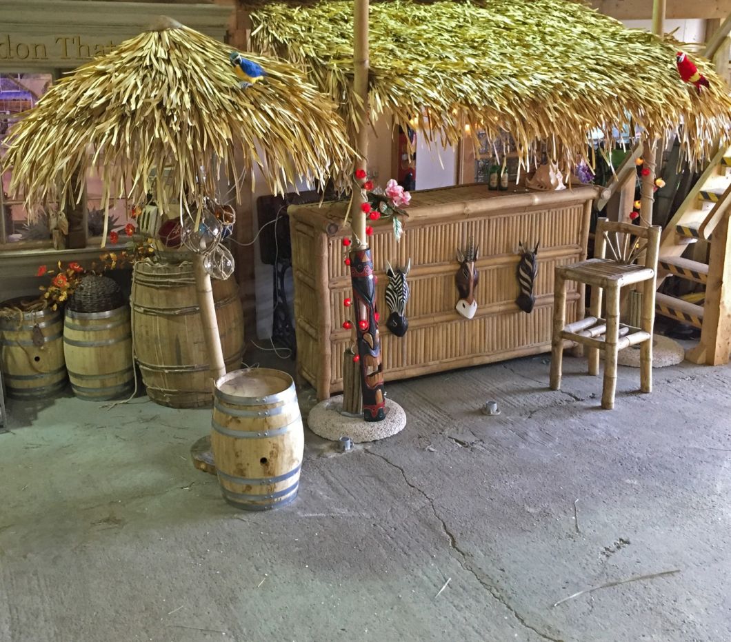 Palm Bar.jpg