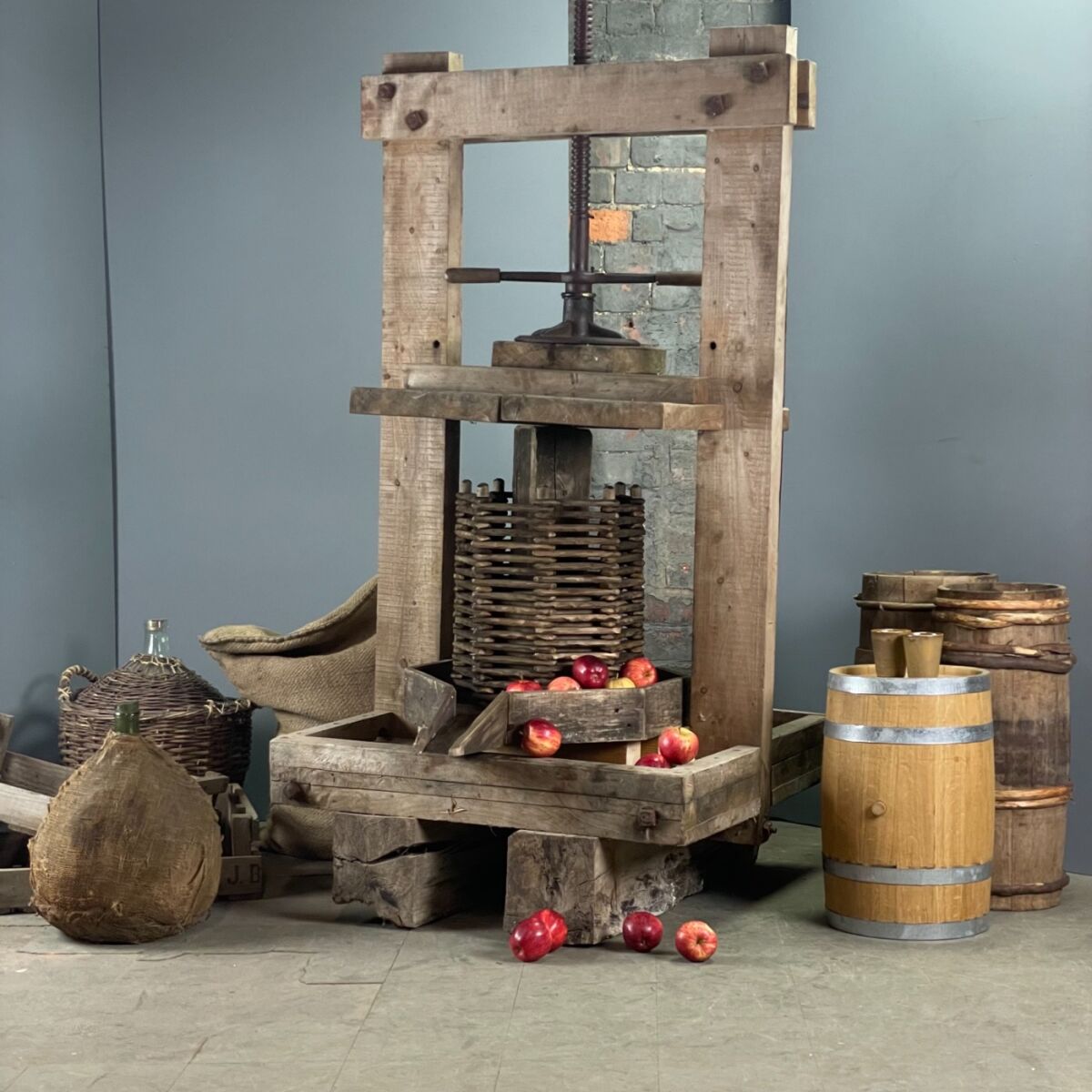 Vintage Fruit Press RENTAL ONLY Brandon Thatchers