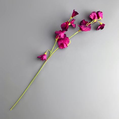 Sweet Pea, Plum, approx. 47 cm tall with 12 flowers 6cm dia. Artificial bloom with posable wired stem