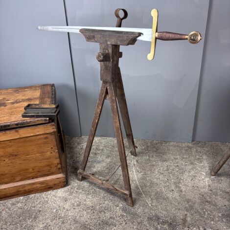 Swordmakers Clamp - RENTAL