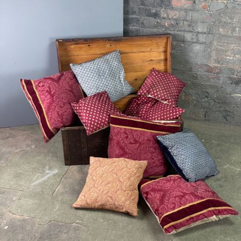 Cushion Set - RENTAL ONLY