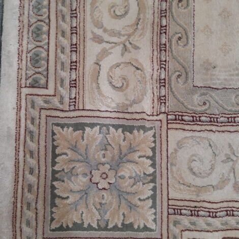 Brandon Thatchers Props Persian Rug 2.9m (9’6") x 2m (6’6”) - RENTAL ONLY