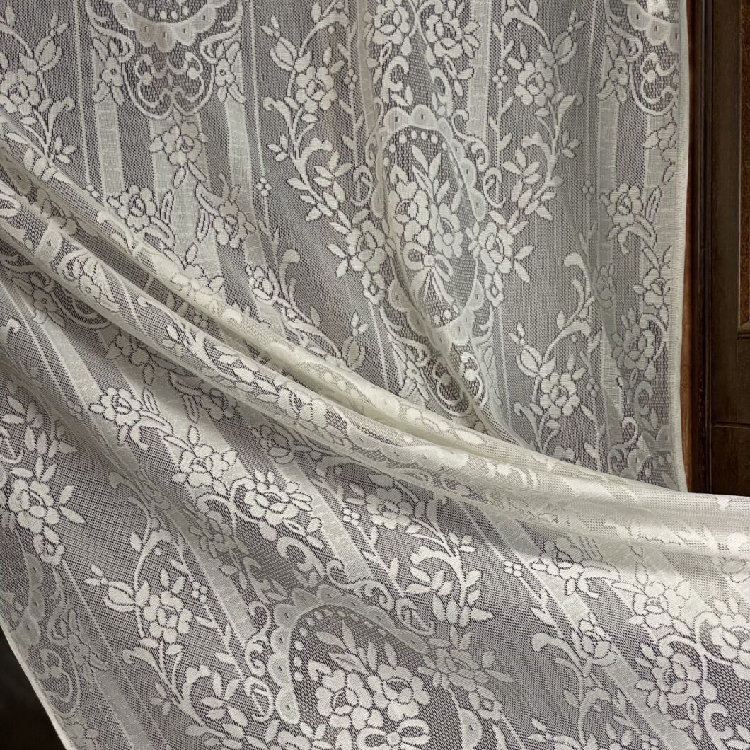 Brandon Thatchers Props IMG_1816.jpg