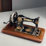 Sewing machine 5.jpg