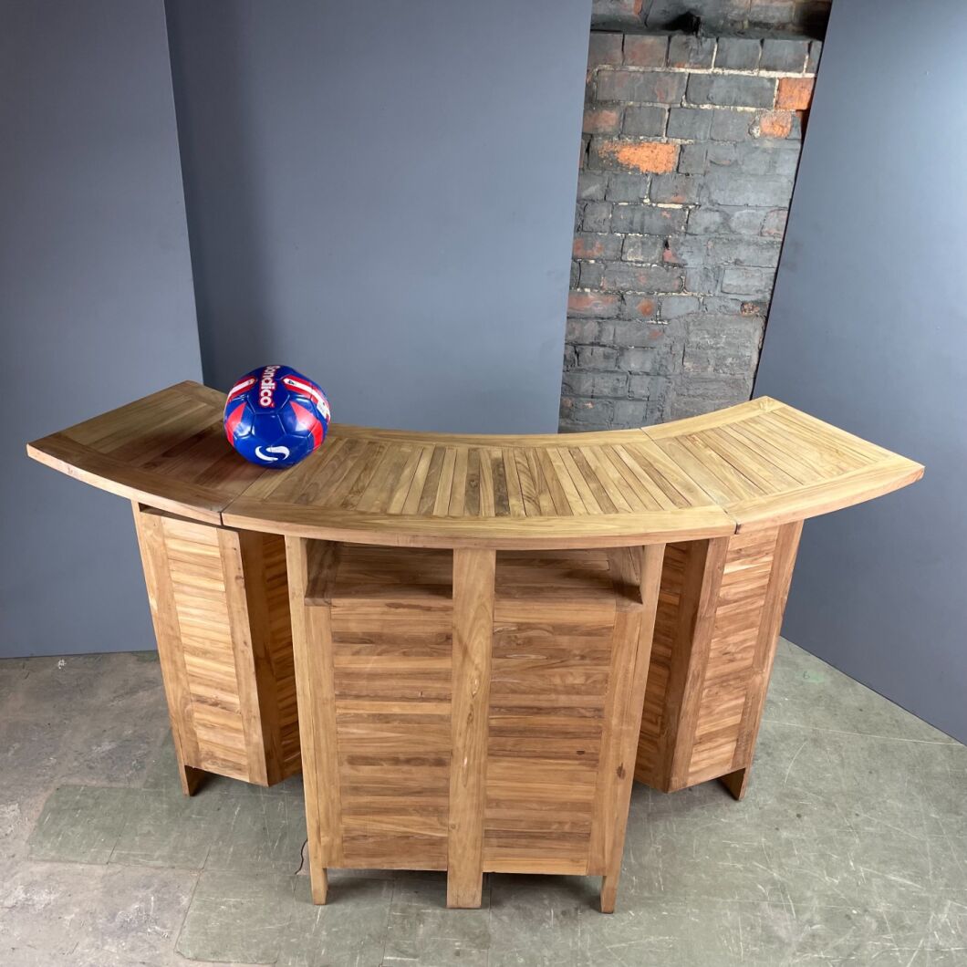 Wooden Caribbean Bar 4.jpeg