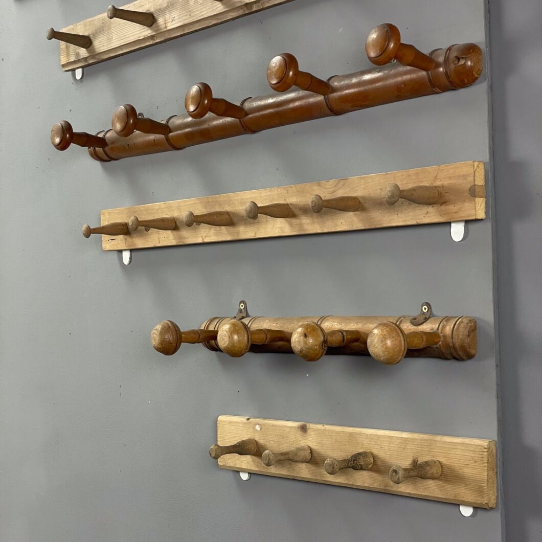 Wooden hat pegs 2025