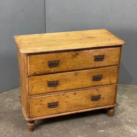 Old Pine Chest of Drawers - RENTAL ONLY
