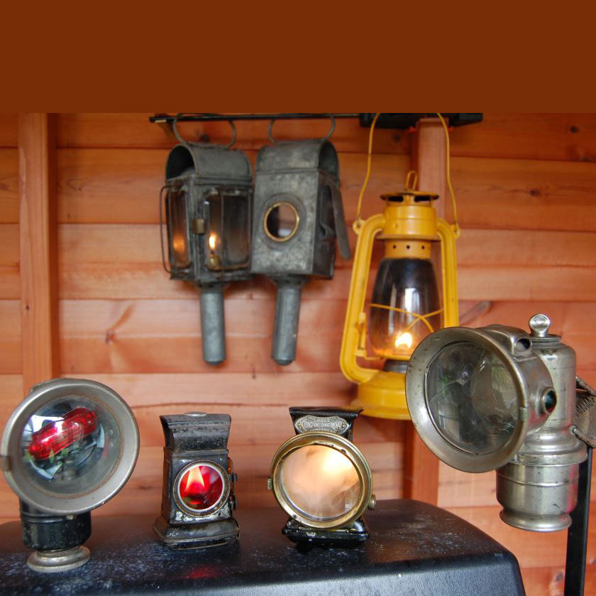 outdoor-lamp-w1.jpg outdoor-lamp-w1.jpg