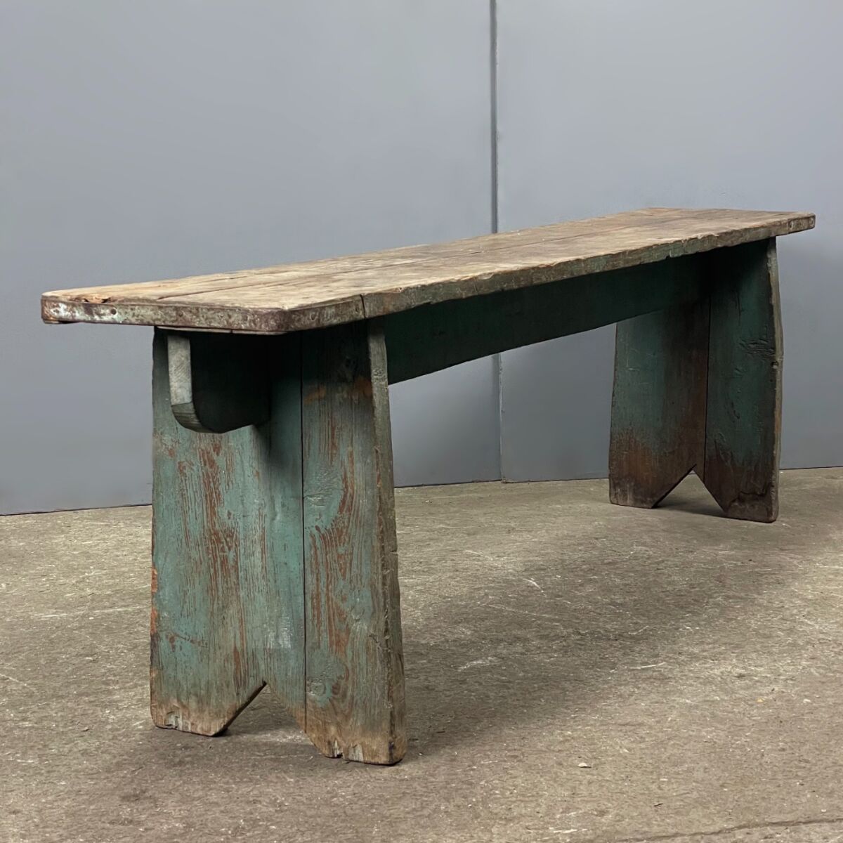 Painted Rustic Bench - RENTAL ONLY - Brandon Thatchers
