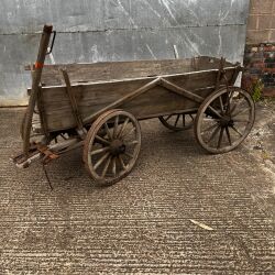 On the Farm & Cart Dressing