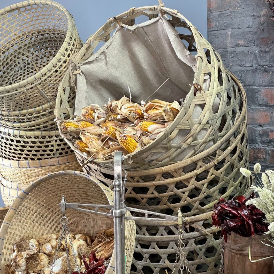 Brandon Thatchers Props IMG_6094.jpeg