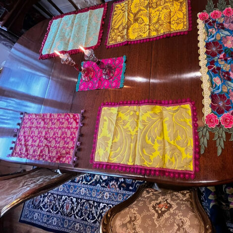 Brandon Thatchers Props Decorative Table Place Matts x 5 - RENTAL ONLY