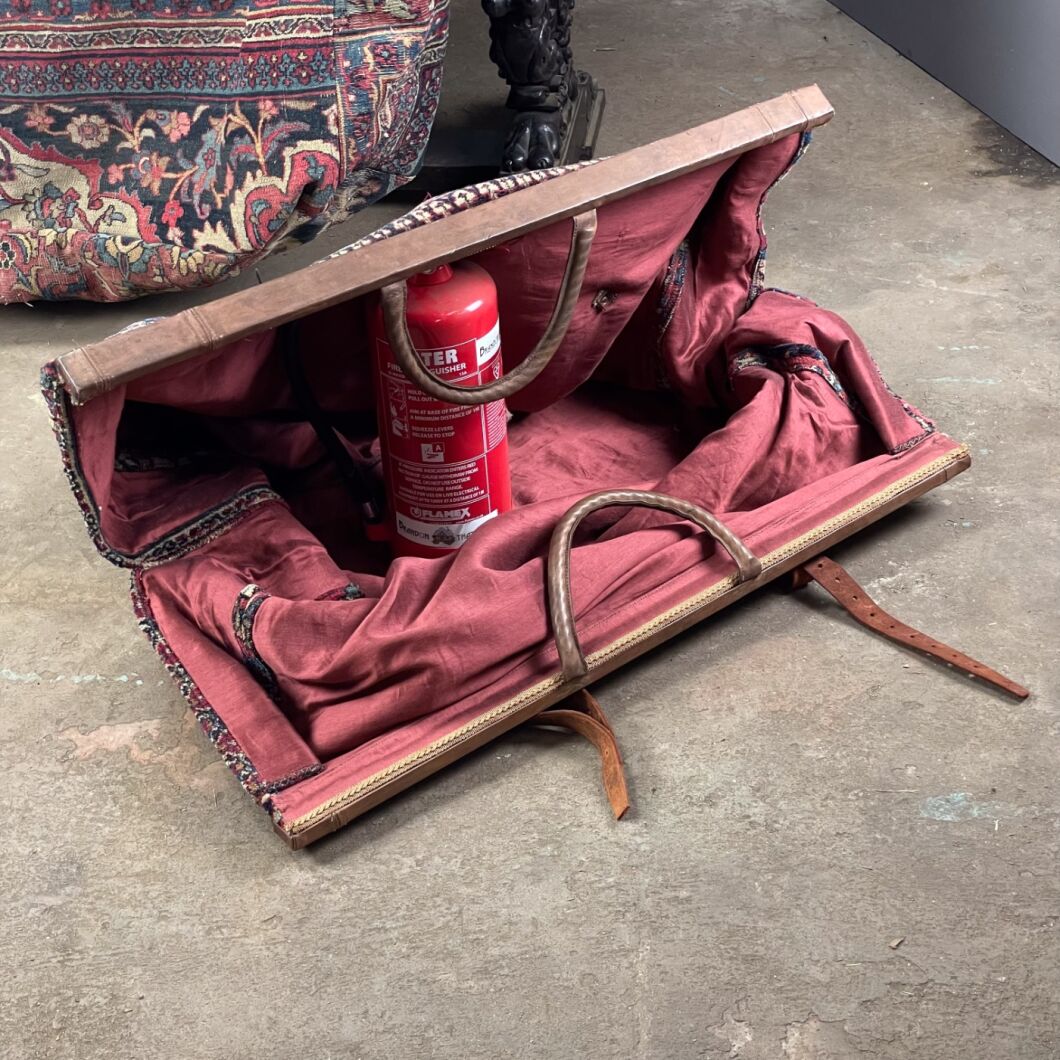 バッグ MASU NEVERLAND RED CARPET TRAVELLER BAG Colossal Carpet Bags (2 available) - RENTAL ONLY - Brandon Thatchers