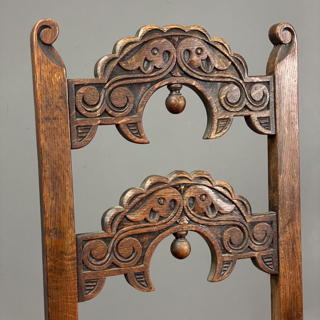 www.brandonthatchers.co.uk Antique carved yorkshire chairs 4 CYCS3.jpg