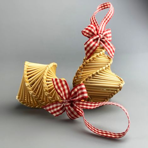 Corn Doll Mini Lantern, Small approx. 9 cm by 6 cm. Grown and hand made in the UK