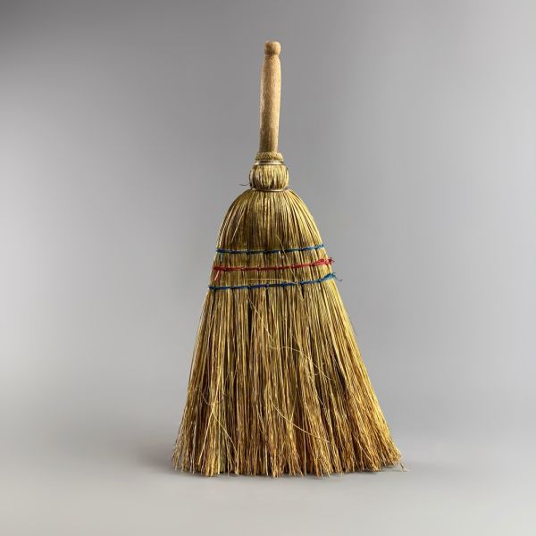 Traditional Brooms Brandon Thatchers
