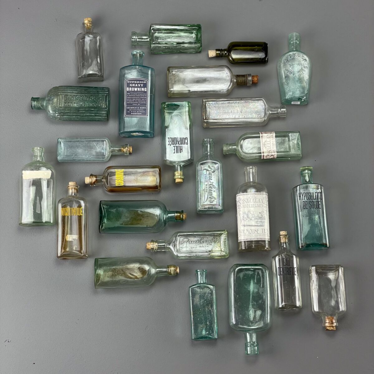 Apothecary Glass Bottles (x24) - RENTAL ONLY - Brandon Thatchers